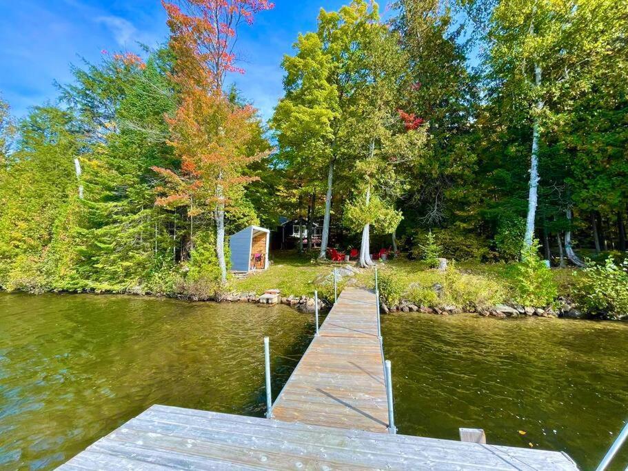 Holiday home Dawson Loop 3br Lakefront Style *